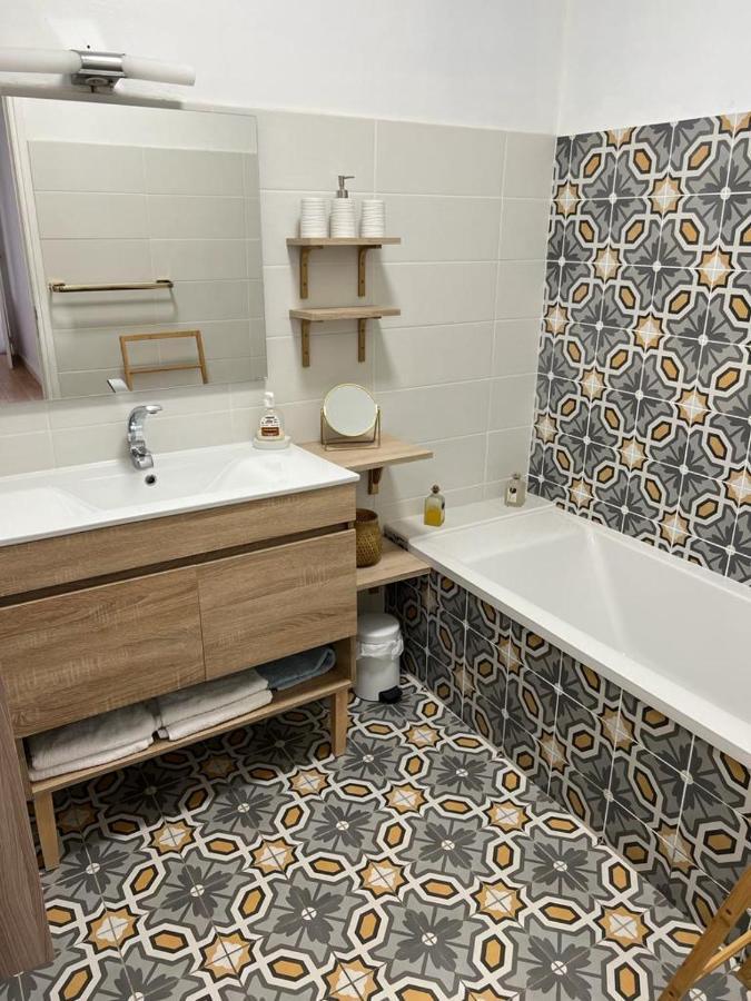 Appartement Climatise F3 Proche Plage Port Et Aeroport Аяччо Экстерьер фото